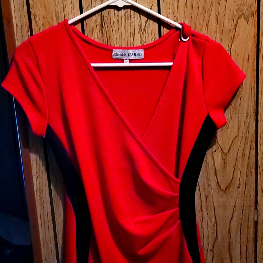 Dress - Picture 2 of 3